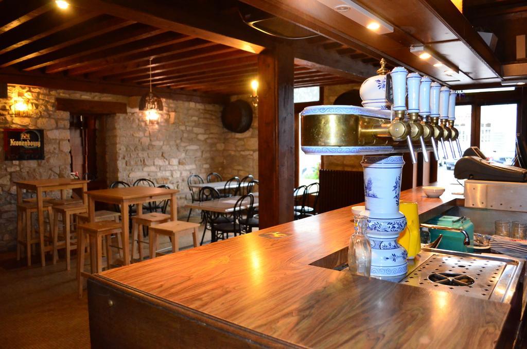 Auberge Du Lac Hotell Marcilly-sur-Tille Exteriör bild
